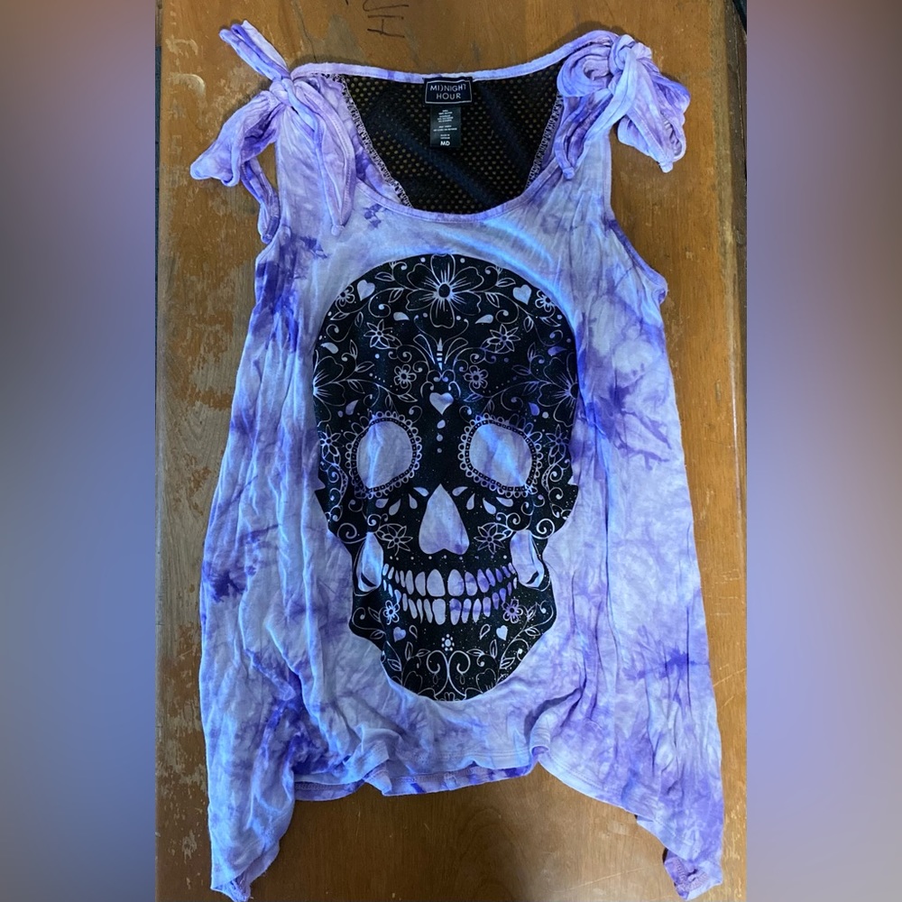 Skull top